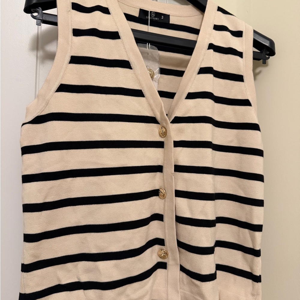 Cream & Black Striped Sleeveless Button-Front Top